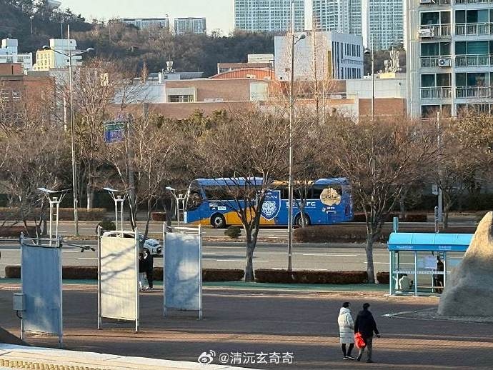 泰山隊退賽！博主：蔚山的大巴已經(jīng)抵達球場，隨后又開了回去