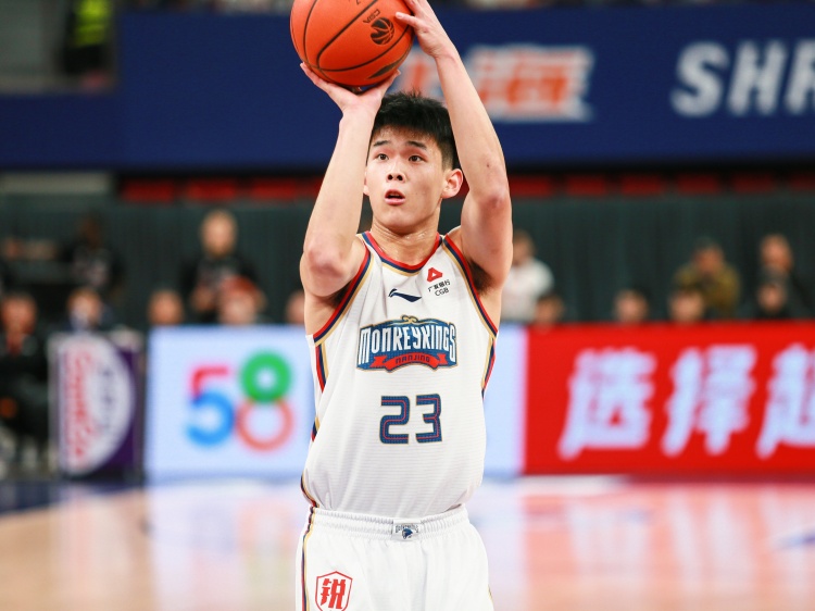 攻擊欲望很強！林葳半場出手14次拿下14分1板1助2斷